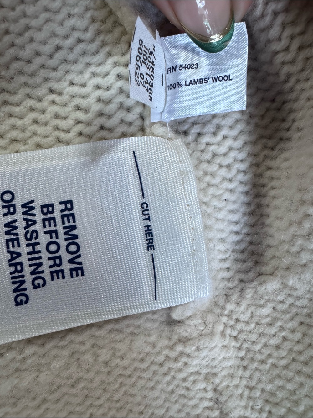 GAP women’s white/blue striped 100% lambs wool toggle cardigan - Picture 5 of 8